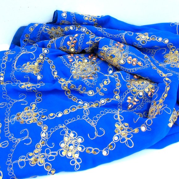 Beautiful - Vintage Sari - Material - Embellished - Picture 4 of 8